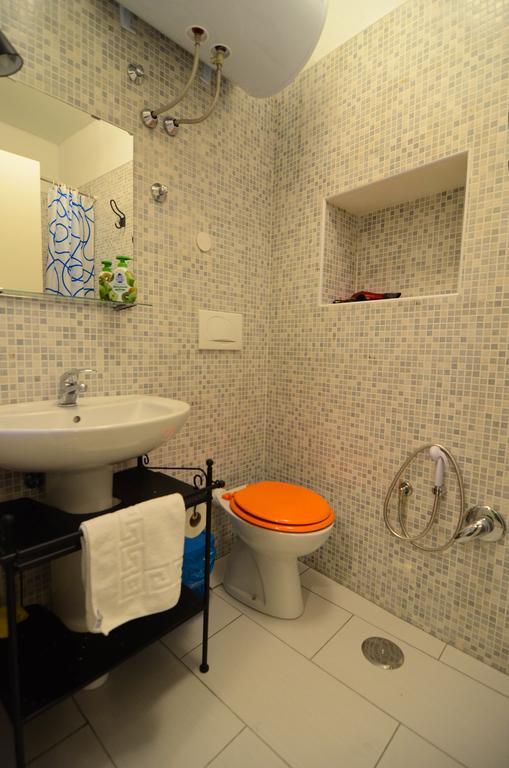 Shine Apartment Νάπολη Δωμάτιο φωτογραφία